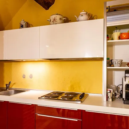 Casa Borgo Sesto דירה *